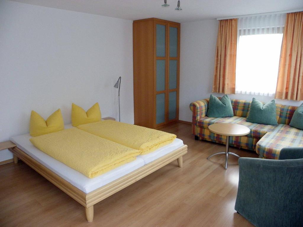 Chasa Vaidum Apartment Samnaun Room photo